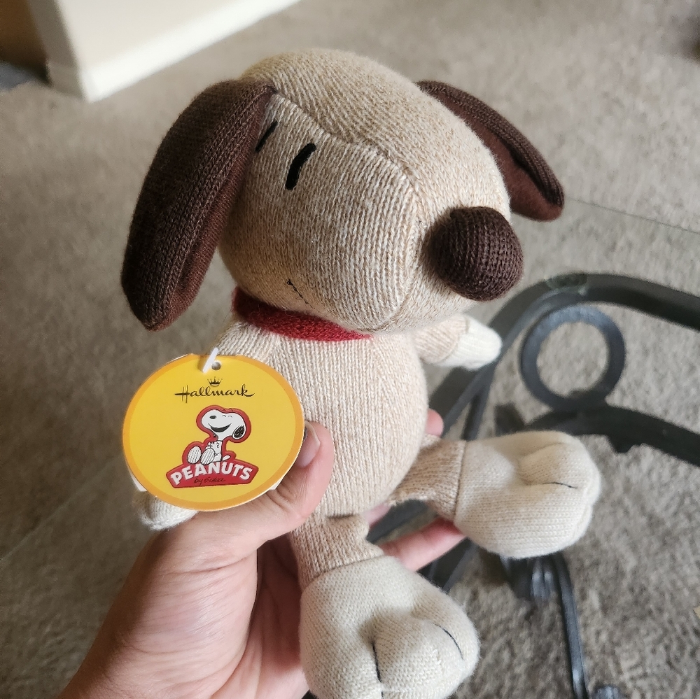 peanuts 1950s snoopy plush hallmark